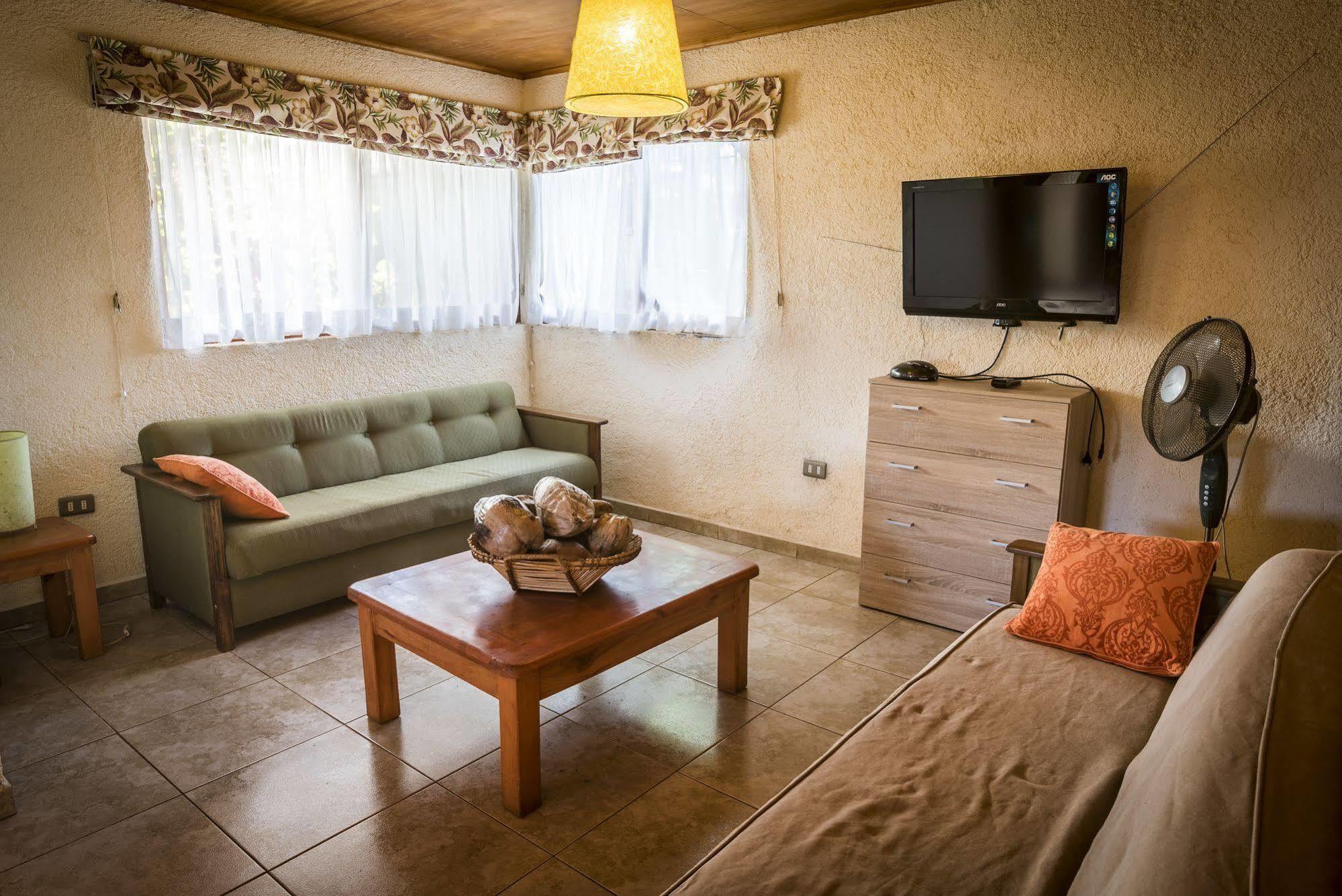 Marae - Cabanas Premium Hanga Roa Bagian luar foto